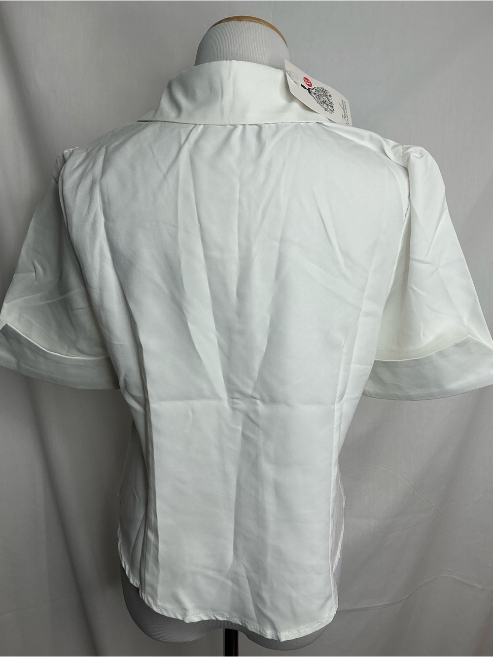 2123 - Classic White Button-Up Women's Shirt - Picture 4 of 6